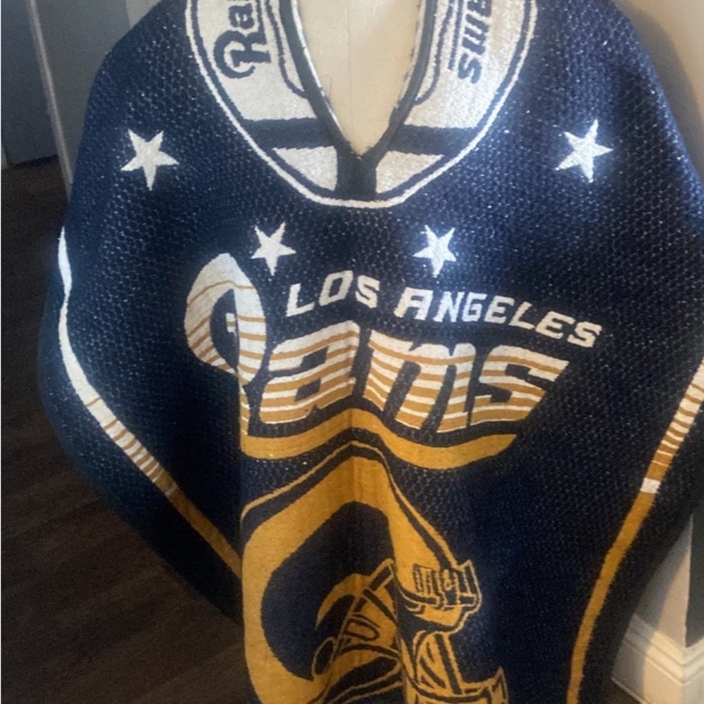 LOS ANGELES RAMS Poncho